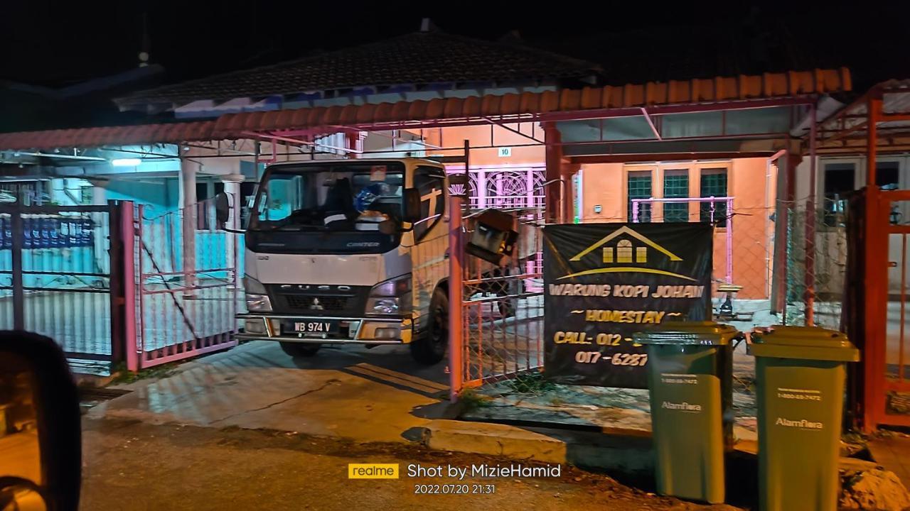 Homestay D' Tengah Bandar Kuala Rompin Exteriör bild